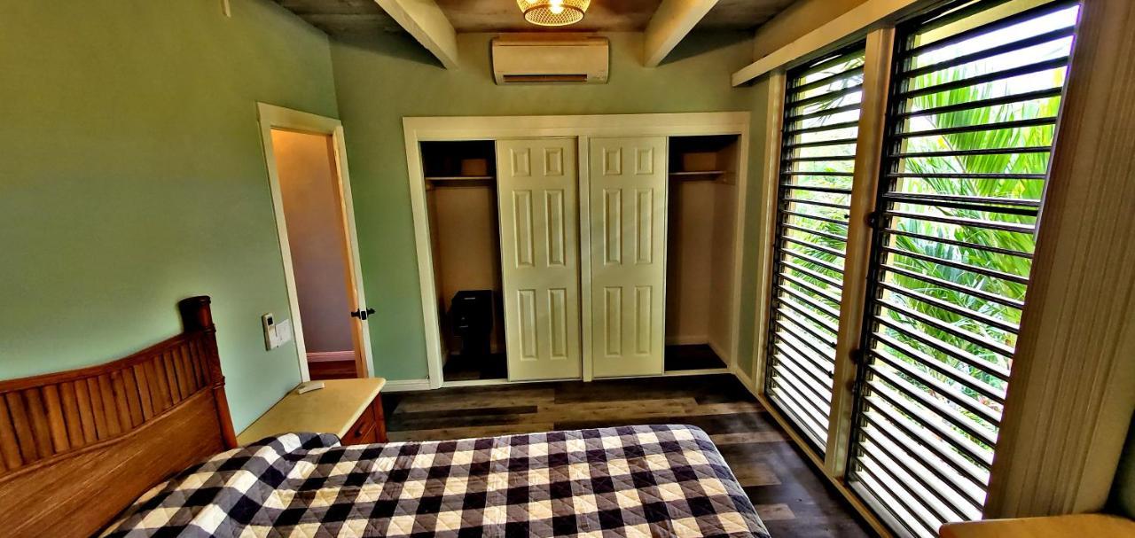 Appartamento Ali'I Banyan Breeze Kailua-Kona Esterno foto
