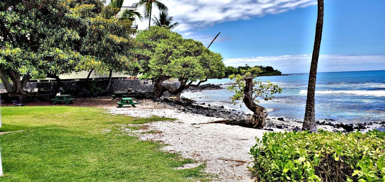 Appartamento Ali'I Banyan Breeze Kailua-Kona Esterno foto