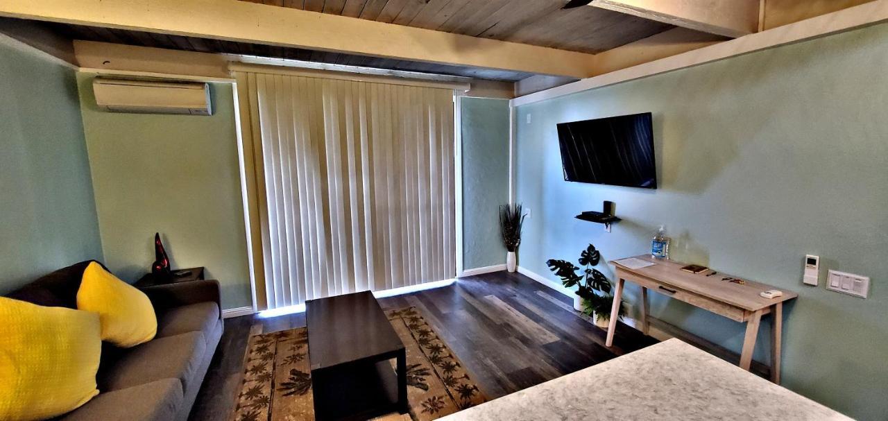 Appartamento Ali'I Banyan Breeze Kailua-Kona Esterno foto